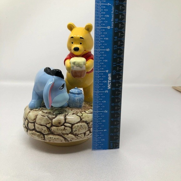 Winnie The Pooh Eeyore Schmid Ceramic Figure With Music Box Vintage Disney Works - Picture 12 of 12